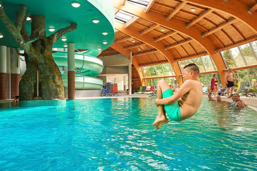 Hungarospa Thermal Camping Mobilhaz ハイデゥソボスロー エクステリア 写真