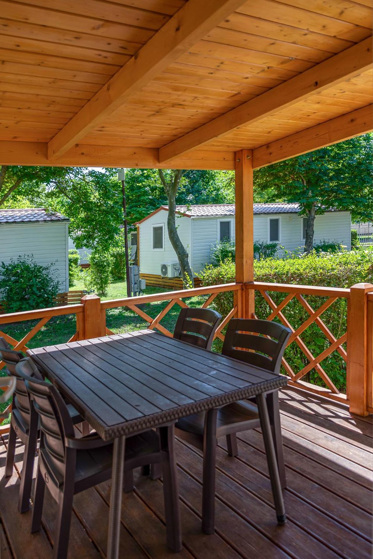 Hungarospa Thermal Camping Mobilhaz ハイデゥソボスロー エクステリア 写真